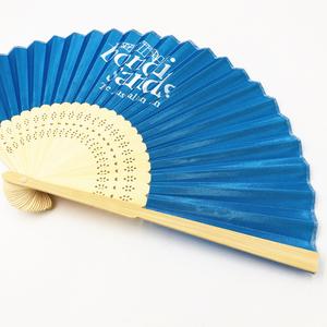 مروحة يدوية مصنوعة يدويًا من الدانتيل مع شرابة حريرية، إكسسوار بأسلوب فيكتوري مثالي لحفلات الأزياء والمناسبات المسائية - Product Image 6