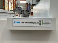Machine de perçage et de fraisage CNC intégrée YBKE 3000x515x410mm haute précision pour la fabrication de fenêtres et de portes en aluminium