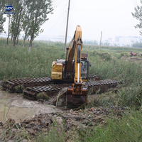 Excavatrice amphibie flottante sur pontons pour le nettoyage des rivières et des étangs, machine de dragage pour zones humides