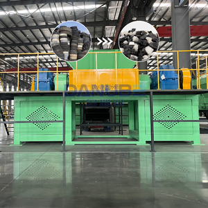 Trituradora de residuos Industrial Neumático de coche Trituradora de metal de madera Trituradora de chatarra Trituradora de doble eje - Product Image 1