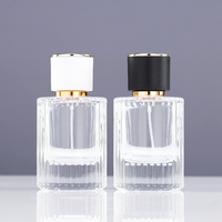 Nouveau Design 30 50 100 ml Unique Personnalisé Parfum Bouteille En Verre Vide Bouteille De Parfum De Luxe avec Boîte Emballage et Couvercle