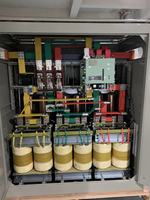 CHINT SBW-F-200KVA Régulateur de tension triphasé à technologie SVC avec contrôle par servomoteur, capacité 30-100kVA pour usage industriel
