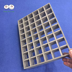 Grille <span class=keywords><strong>en</strong></span> <span class=keywords><strong>plastique</strong></span> renforcé de fibre de verre moderne et durable avec résine haute résistance, capacité de charge et résistance à la compression - Product Image 3