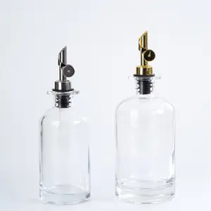 עיצוב חדש זכוכית הבית והמטבח שמן זית בקבוק מנפק עם בקבוק שמן זית משוקלל מתכת