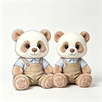 Peluche Panda Marron Clair Unique avec Chemise à Col Bleu et Salopette Kaki, Poupée Panda Assise, Souvenir Chinois