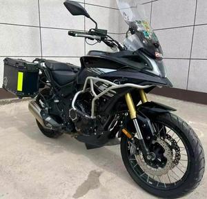 Motocicleta Voge 525DS, Apta para Todas las Condiciones de Carretera, Motor de Dos Cilindros con Inyección Electrónica de Combustible, Gran Potencia, Gasolina - Product Image 4