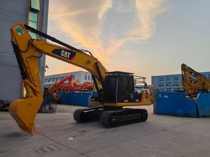 Excavatrice sur chenilles d'occasion CAT 320D2L de 21 tonnes, certifiée CE/EPA, pour travaux de construction (modèles 308C, 307E, 307D, 306E2) - Product Image 2