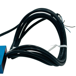 Controlador PLC con Conector de Empuje de la Serie GL10-P1211, Nuevo y Original - Product Image 3