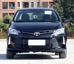 Feu de jour LED drl pour <span class=keywords><strong>toyota</strong></span> vios <span class=keywords><strong>yaris</strong></span> <span class=keywords><strong>2020</strong></span> 2021 2022 clignotant dynamique jaune voiture DRL feu antibrouillard lumière de jour - Product Image 2
