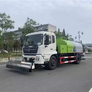 Camion de lavage de rue à haute pression 4x2 <span class=keywords><strong>18</strong></span> tonnes 10 000 <span class=keywords><strong>litres</strong></span> avec tige de pulvérisation - Product Image 1