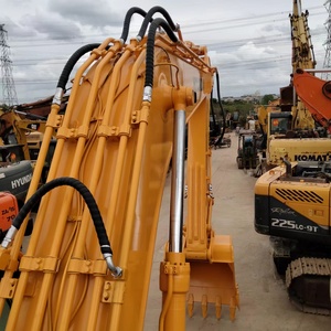 Excavatrice sur chenilles d'occasion Hyundai 220LC-9S 210W-9 d'origine coréenne, 20 tonnes - Product Image 6