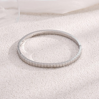 Bracelet de mode en acier titane étanche pour femmes Simple plaqué or 18 carats lignes solides bracelets élégants accessoire quotidien