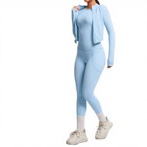 Ensemble de yoga de haute qualité, solide, à séchage rapide, trois pièces, veste cardigan à fermeture éclair à manches longues, gilet, leggings de yoga actifs - Product Image 1