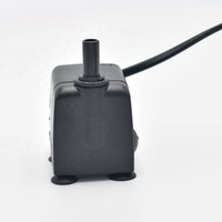 Pompe à eau d'aquarium en plastique 7W à double tension, débit réglable 500L/H, écologique, submersible, pour la maison – Vente directe fournisseur Chine