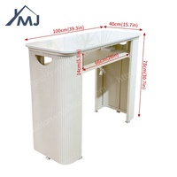 Table de manucure moderne et robuste pour salon de beauté