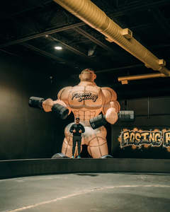 Homme de muscle gonflable de 2025 Offre Spéciale, Bodybuilder gonflable pour la publicité - Product Image 2