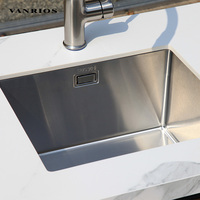 Ensemble de cuisine extérieure modulaire de luxe en aluminium moderne avec barbecue, planche à pizza en PVC, grill et réfrigérateur pour l'extérieur