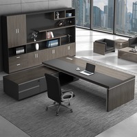 Ensemble de bureau exécutif pour usage professionnel, design minimaliste moderne, comprenant un bureau et une chaise, style luxe léger
