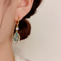 Boucles d'oreilles en or 14 carats Resoul, bijoux en pierre bleue, boucles d'oreilles en forme de feuille, boucles d'oreilles pendantes, bijoux esthétiques pour femmes
