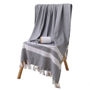 Serviettes Jacquard sur mesure extra larges en gros, serviettes de plage turques en coton premium pour adultes - Product Image 1