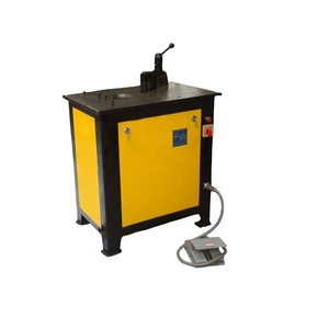 Mini máquina dobladora <span class=keywords><strong>de</strong></span> <span class=keywords><strong>hierro</strong></span> forjado con patrón <span class=keywords><strong>de</strong></span> desplazamiento <span class=keywords><strong>de</strong></span> fábrica, herramienta <span class=keywords><strong>de</strong></span> herrero con motor <span class=keywords><strong>de</strong></span> 220V - Product Image 1