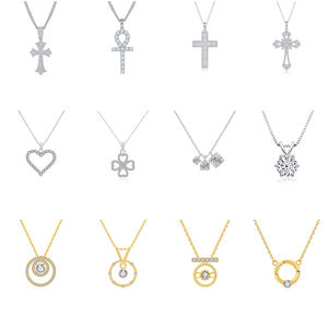 Pendentif croix Moissanite à la mode en argent sterling 925 plaqué or 18 carats collier Moissanite en forme de coeur avec certificat GRA - Product Image 1