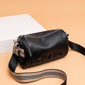 Proveedor de China Tienda en línea Dos tonos Pu Cuero Monederos Mujeres Bolso de marca personalizado - Product Image 6