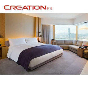 Hotel di lusso <span class=keywords><strong>in</strong></span> legno massiccio imbottito <span class=keywords><strong>letto</strong></span> matrimoniale <span class=keywords><strong>in</strong></span> rovere intagliato a mano con <span class=keywords><strong>testiera</strong></span> <span class=keywords><strong>in</strong></span> <span class=keywords><strong>tessuto</strong></span> Premium per Master suite - Product Image 4