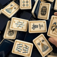 En stock, vente en gros : Jeu de Mahjong américain Blue Sunday, 160 tuiles en acrylique 4 couches, gravées au laser, durables, pour le divertissement et les voyages