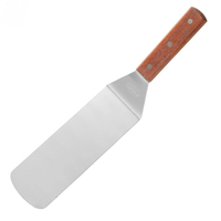 Kookspatel van roestvrij staal met houten handvat, geschikt voor het bakken van steaks, teppanyaki en barbecue.