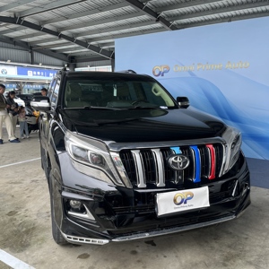 ใช้สำหรับรถยนต์ <span class=keywords><strong>Prado</strong></span> รุ่นปี 2016 ภายในเบาะหนังสีเข้ม รถ SUV 5 ที่นั่ง เกียร์อัตโนมัติ ไฟ LED หลังคาซันรูฟ พวงมาลัยซ้าย ดูแลรักษาอย่างดี ขาย - Product Image 2