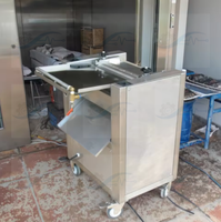 Machine à éplucher les poissons en promotion : Éplucheuse automatique de peau de calmar et de saumon