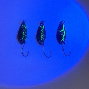 Cuillère à vagues pour la pêche à la truite Alpha 0,8-6,8 g - Leurre de pêche sur glace d'hiver qui brille dans le noir avec hameçon personnalisable - Product Image 6