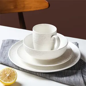 Набор керамической посуды из фарфоровой посуды