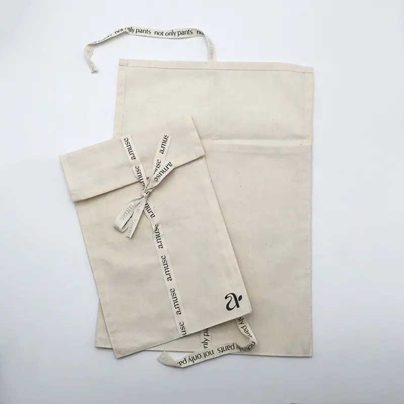 Sacchetto di polvere della camicia del panno dell'abbigliamento della borsa del cordone della busta del cotone di stampa di logo su ordinazione all'ingrosso