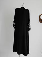 Abaya ouverte de luxe pour femmes musulmanes de Dubaï, ornée de perles, avec hijab, robe modeste, motif floral en polyester, ornée d'éléments dorés, longueur cheville, vente en gros
