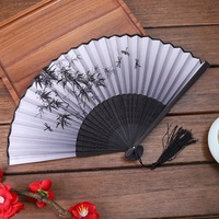 Kipas Lipat Kain Cina Buatan Tangan, Rangka Kayu, Sutra, Rumbai Bambu, Gaya Jepang, Kipas Mini, Dekorasi Pernikahan