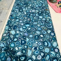 Vente en gros de pierre semi-précieuse de grande taille en agate bleue pour la décoration intérieure de panneaux de sol et de mur