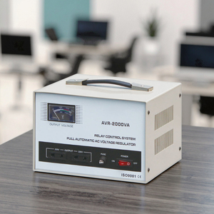 Régulateur de tension monophasé de type relais AVR, capacité 1-5 kVA, 50/60 Hz - Product Image 1