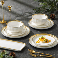 Service de vaisselle jetable en céramique au design moderne, motif Phnom Penh en relief, comprenant assiette, bol, tasse et soucoupe
