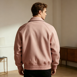 <span class=keywords><strong>Giacca</strong></span> Varsity Personalizzabile in <span class=keywords><strong>Ecopelle</strong></span> Rosa Stile Anni '90 con Logo in Ciniglia per Streetwear, Basso MOQ - Product Image 4