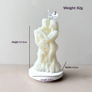 Bougie parfumée en cire artistique avec sculpture de couple et motif rose en relief, décoration de table de mariage, souvenir romantique, cadeau - Product Image 6