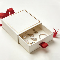 Boîte à bijoux personnalisée avec impression dorée et insert en papier pour collier, bracelet, emballage pour petites entreprises