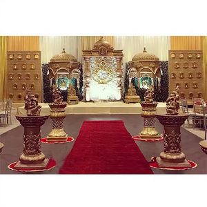 Décoration de scène de mariage thaïlandais style Maharaja, ensemble de scène en fibre pour mariage hindou traditionnel, grande décoration de scène de mariage de Chennai, États-Unis - Product Image 1