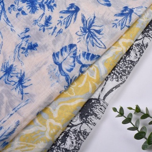 Tela Tejida 85% Algodón, 15% Nailon, 50GSM, Diseño Floral Monocromático Ultra Detallado, Vestidos de Verano de Lujo - Product Image 1