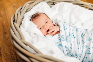 Funda protectora uslin OM y Aby IRL aternity, OBE - Product Image 4