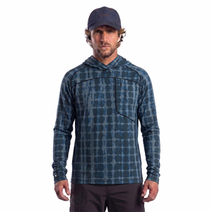 Vêtements de pêche à marque privée avec capuche et poche zippée pour hommes, panneaux en maille incurvés sous les aisselles et protection UV latérale - Product Image 1