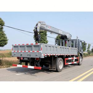 Vente directe usine : Camion grue Dongfeng M3 4x2 avec flèche télescopique 8T, résistant à l'usure, adapté à divers transports - Product Image 4