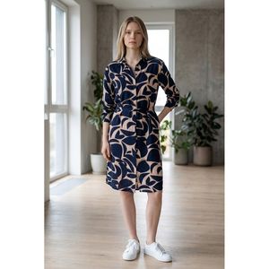 Ventre Vestido Camisero Largo de Viscosa Tallas Grandes Azul Marino con Estampado Abstracto 100 cm Ropa de Mujer Estilo Casual Uso Diario Hecho en Turquía - Product Image 3