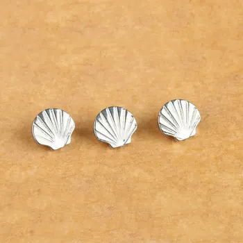 Body Piercing ASTM F136 Titanium Body Jewelry Piercing Shell Shape Earring Titanium Internally Thread 0.9mm